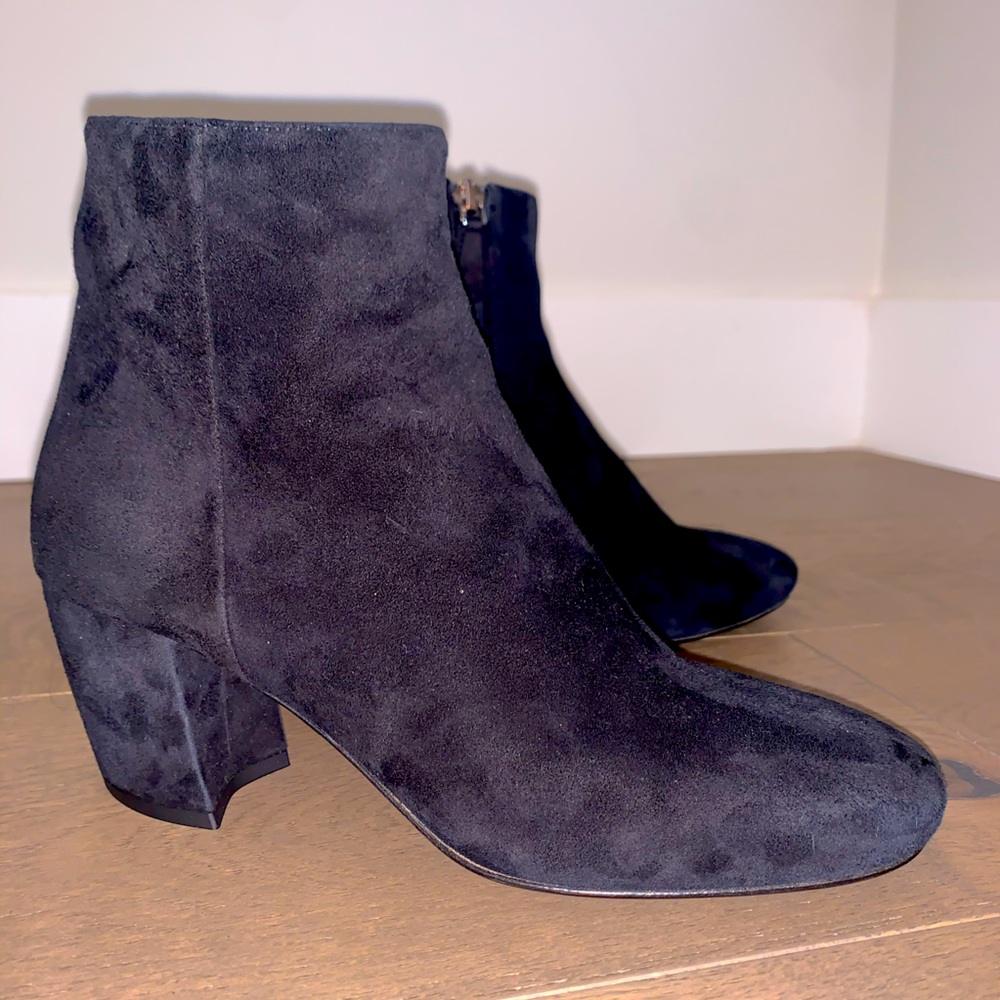 Brand New Size 35 Prada Suede Booties